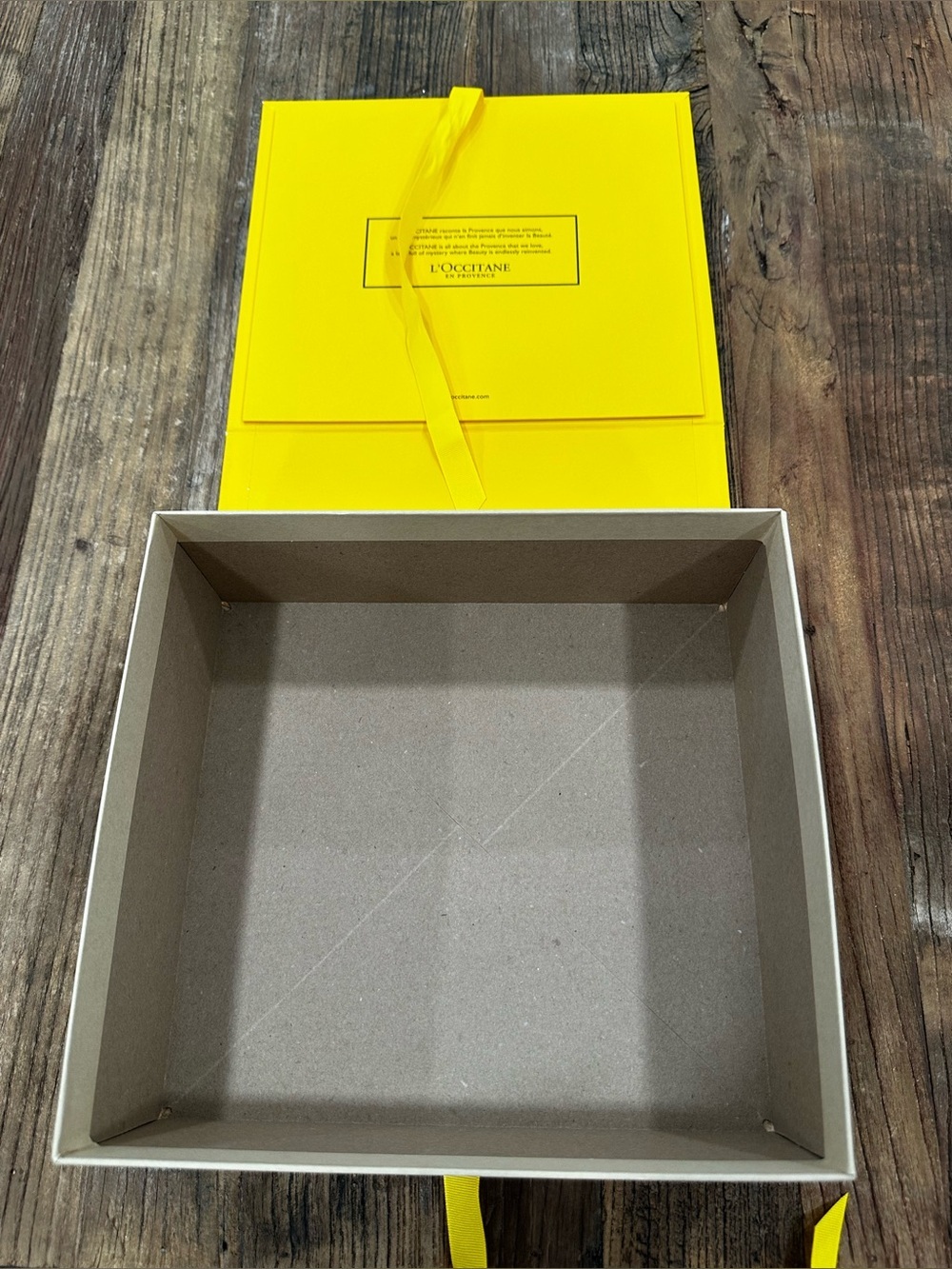 L'OCCITANE Bright Yellow Gift Box with Gold Logo - Picture 2 of 5